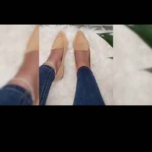 Nude flats